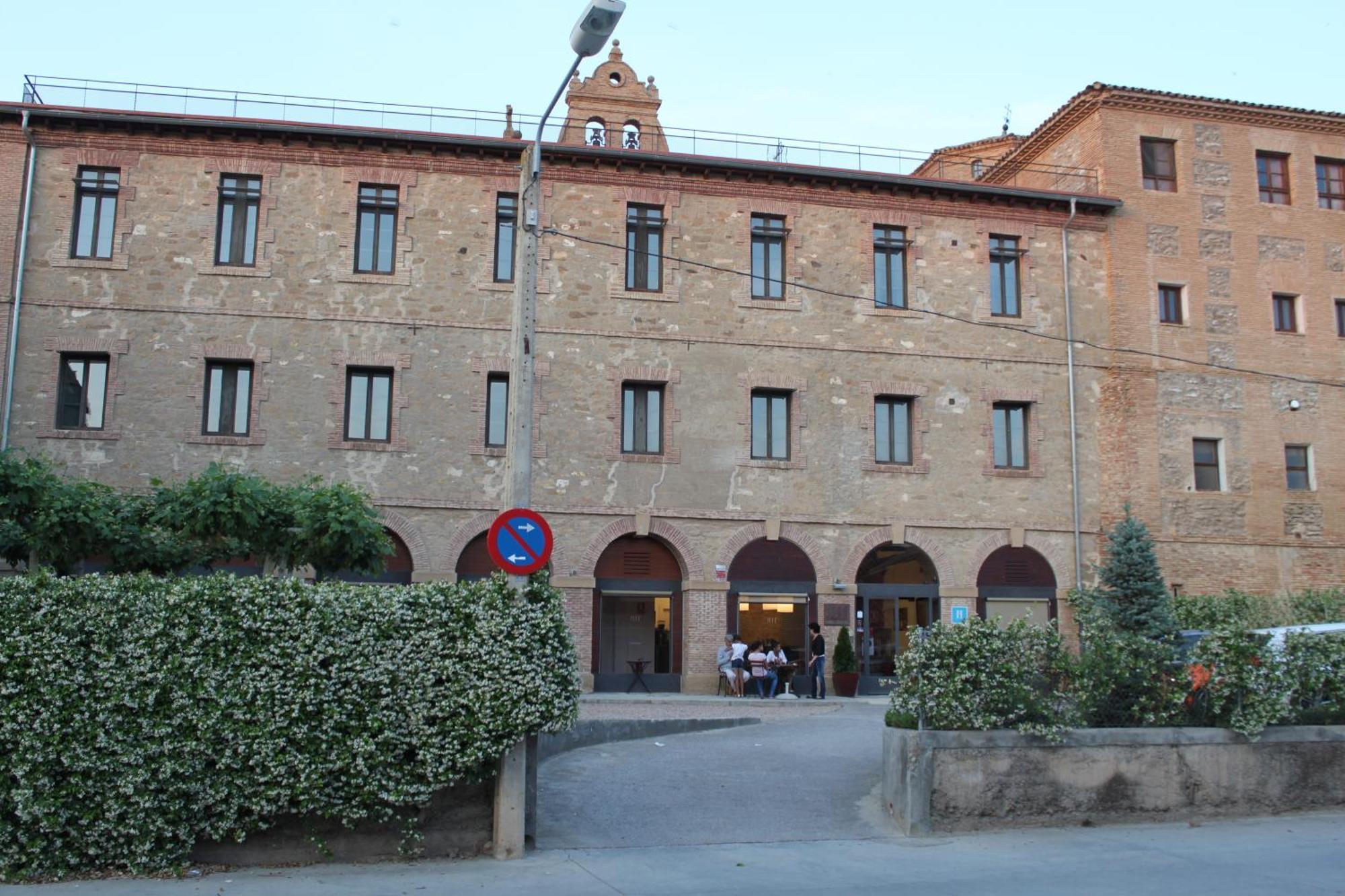 Hospederia De Alesves Hotel Villafranca Exterior photo